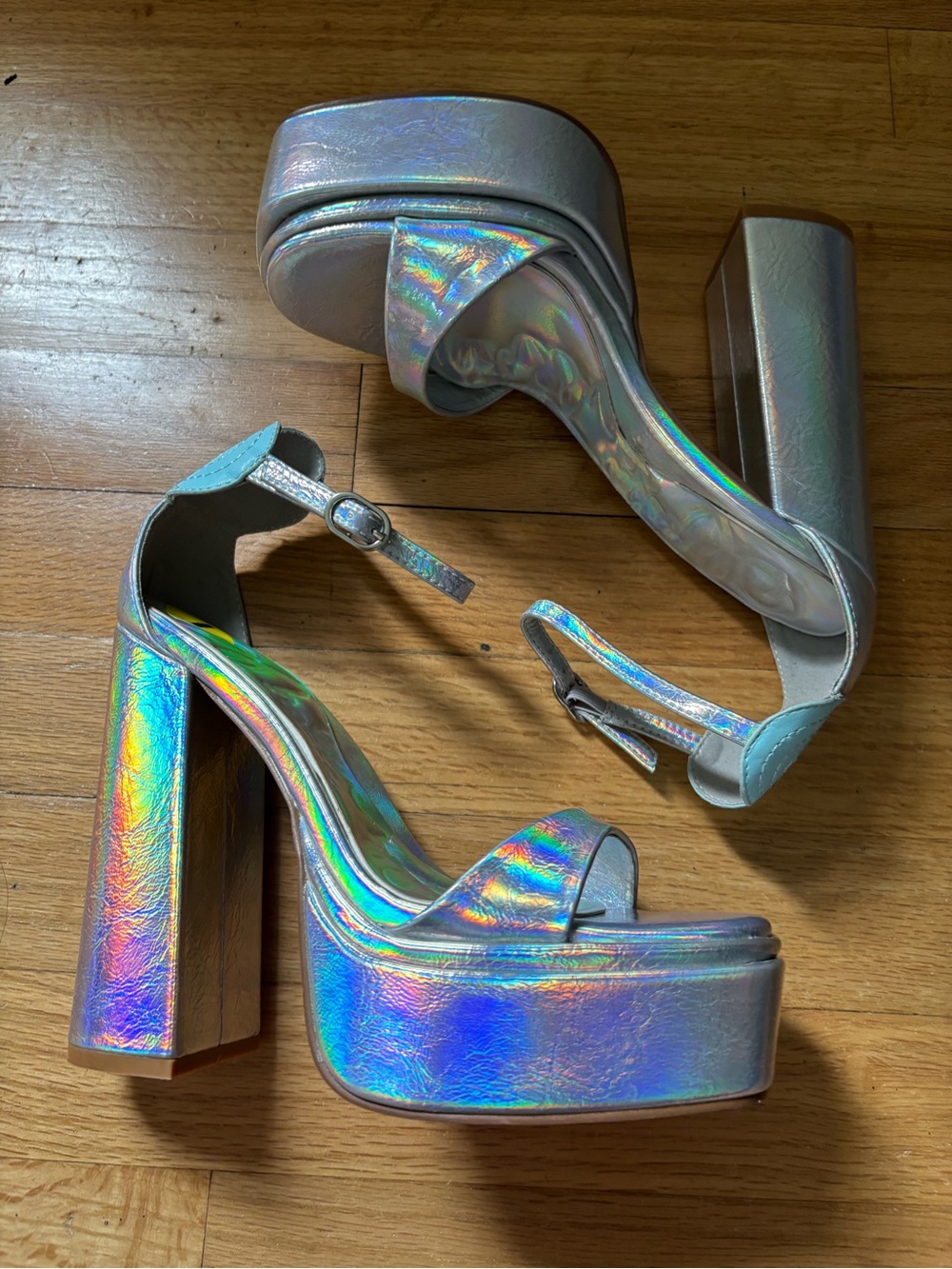 Olivia Miller Women's Holographic Platform Sandals Size 7 NWOT